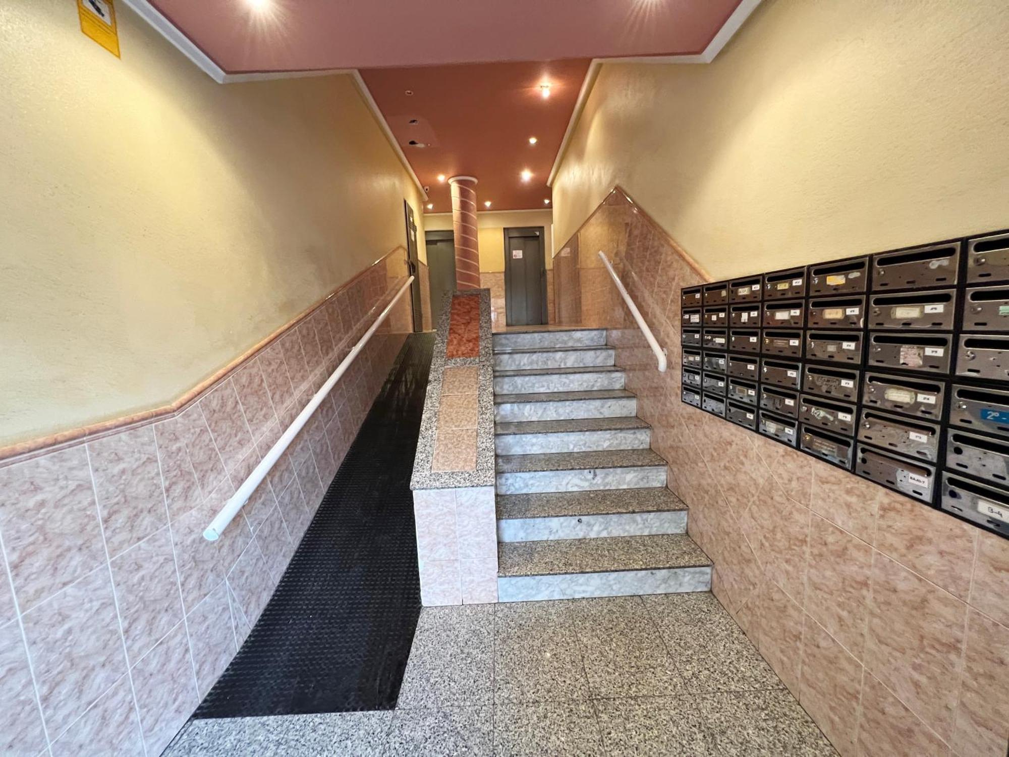 Nice And Central Apartment Торевиеха Екстериор снимка